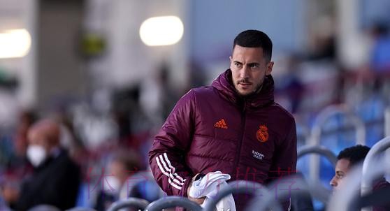 阿扎尔伤势并不严重 能够赶上与瓦伦西亚的比赛 阿扎尔伤势并不严重 能够赶上与瓦伦西亚的比赛