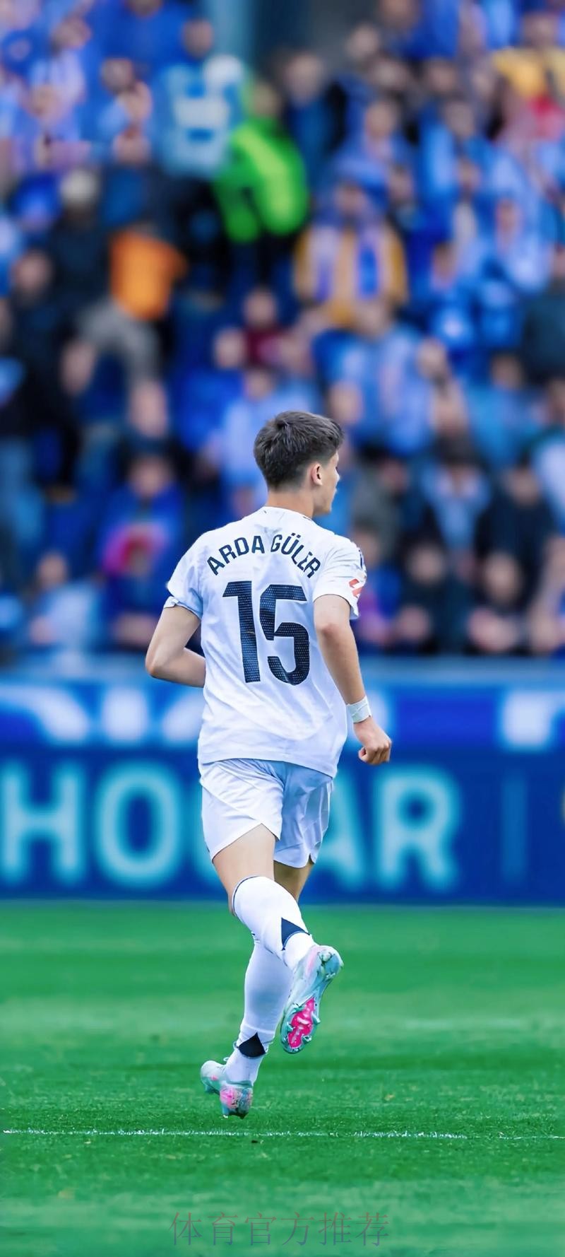 阿斯报:马塞洛无意离开皇马 他希望执行完合同 阿斯报:马塞洛无意离开皇马 他希望执行完合同