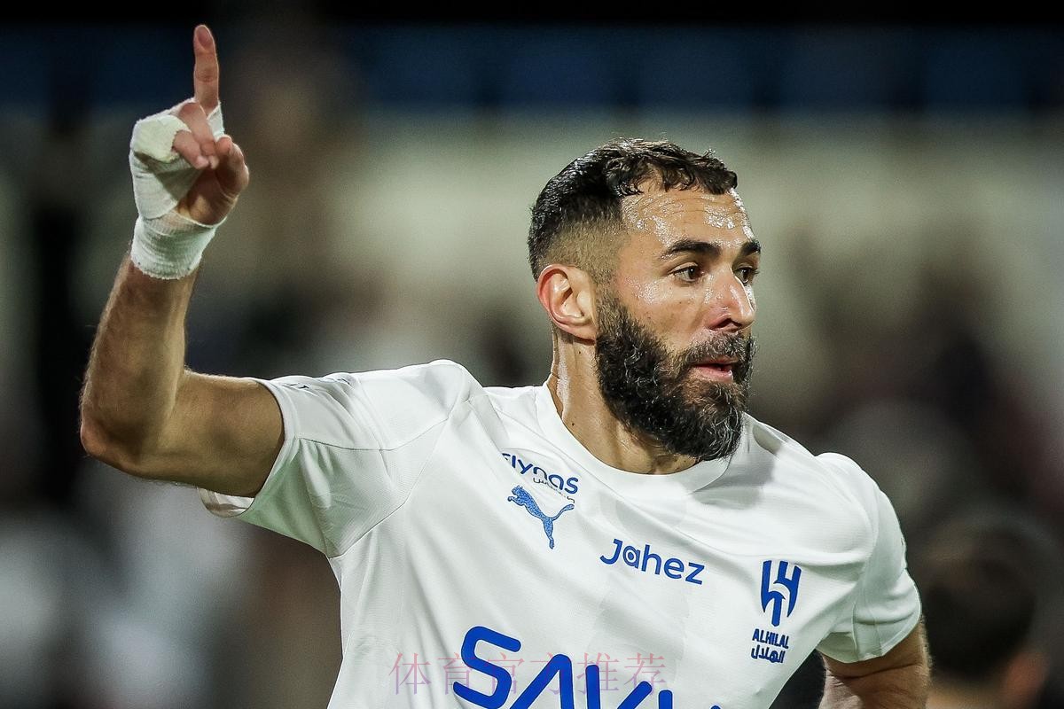 阿斯:合同在明年到期 魔笛愿意降薪与皇马续约